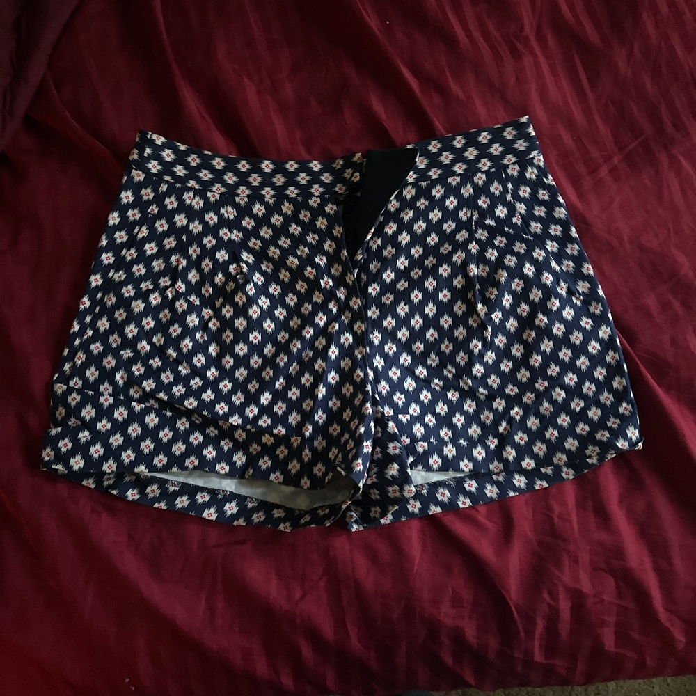 Michael Kors Navy Print Shorts - Size 4